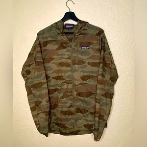 Lightweight Camouflage Patagonia Jacket
